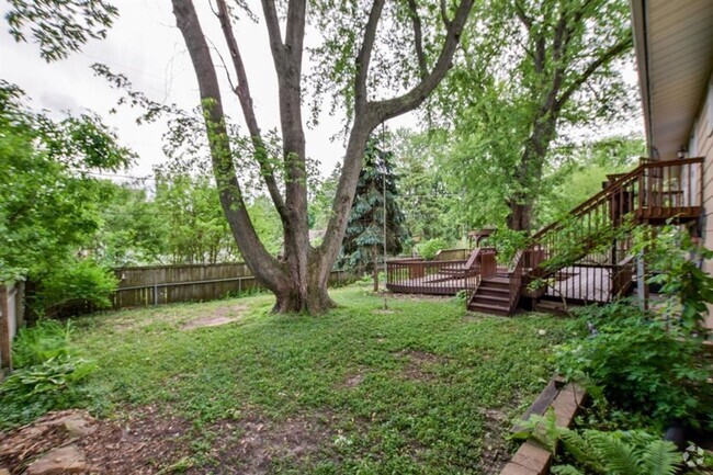 Building Photo - 6409-6411 Hammersley Rd Duplex Unit 6409 Rental