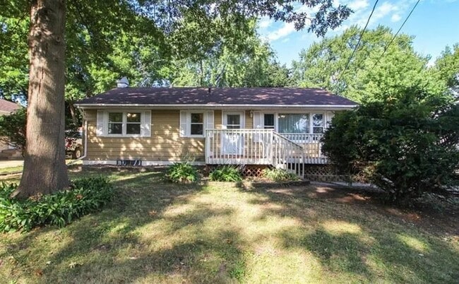 Building Photo - 3904 Bowdoin St