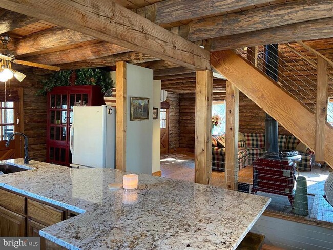 Photo - 510 Marges Mountain Ln