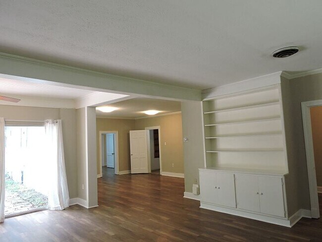 Photo - Great home near LSU Lakes