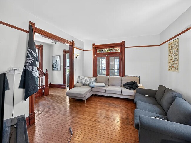 Photo - 1112 Garnett Pl
