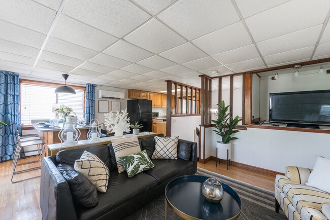 Photo - 61 Baltimore Ave