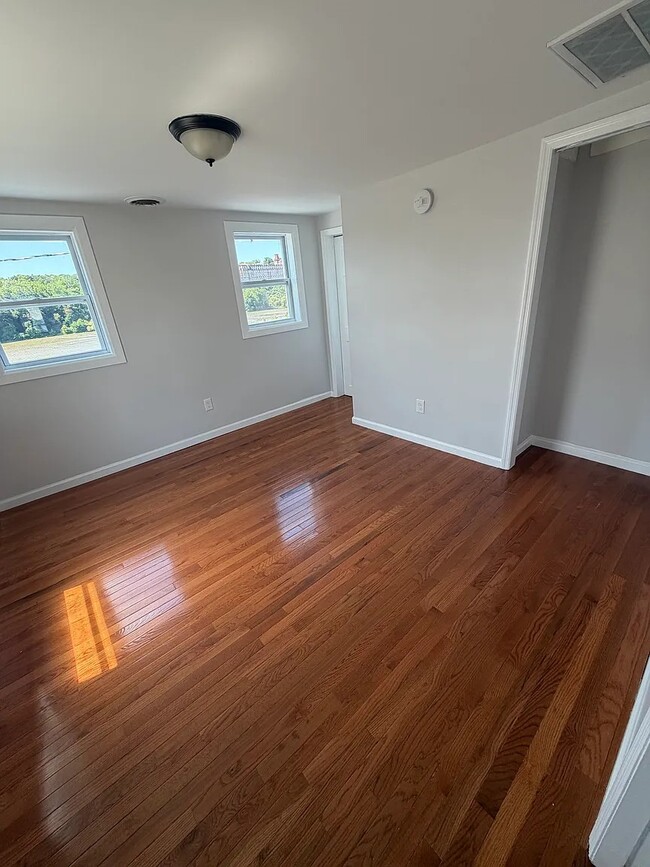 Photo - 46 Clifton St Unit 2