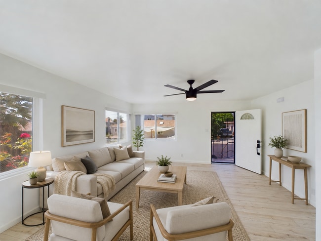 Photo - 6715-6717 N Elman St Unit 6715