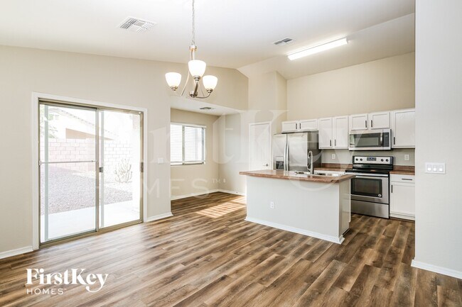 Photo - 3141 W Sunland Ave