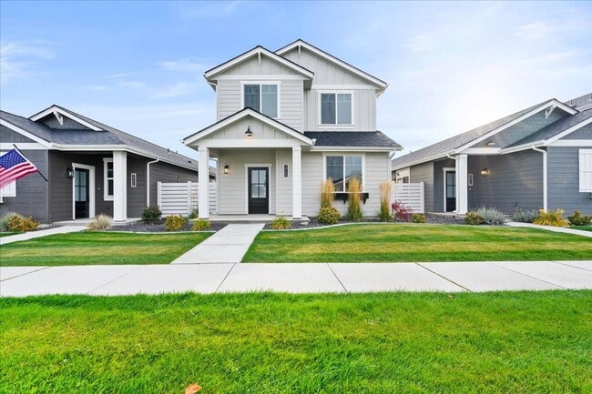 Spacious Two-Story Single-Family Home - Spacious Two-Story Single-Family Home