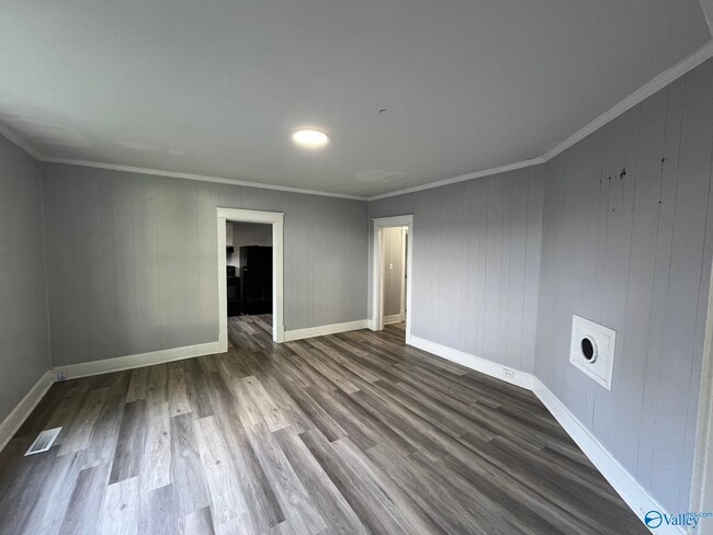 109 5th Ave NW
