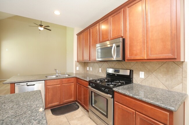 Photo - 11023 Heartland Grove Dr