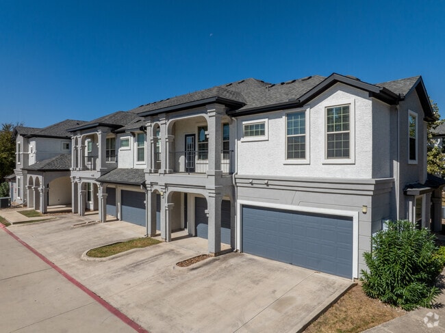 Photo - Markham At Lakeline