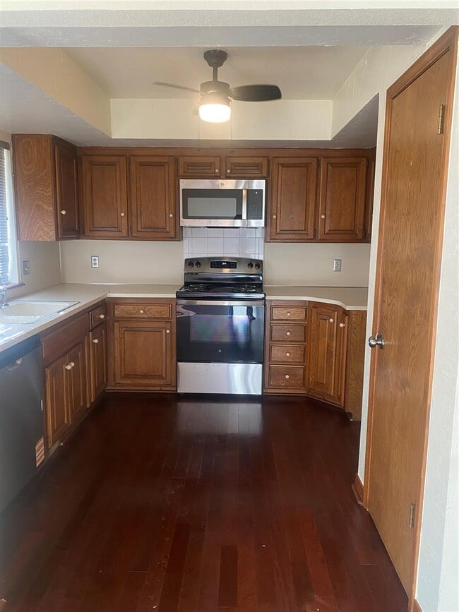 Photo - 1732 Lionsgate Cir Rental