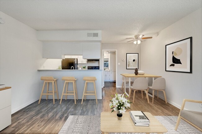 Photo - Tesoro Apartments