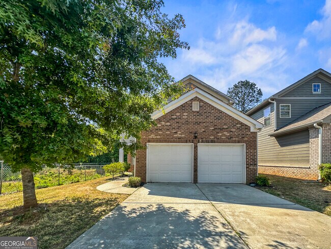 Photo - 134 Daisy Cir