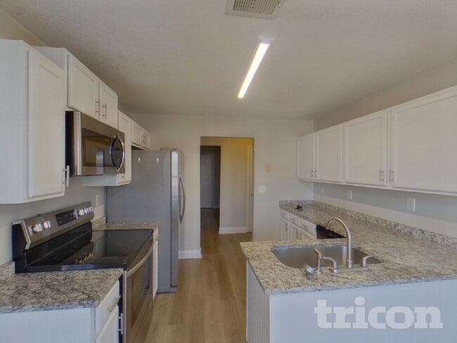 Photo - 602 Chartwell Ct