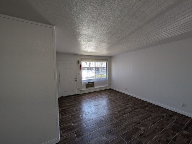 Photo - 2601 Columbus St Unit C36