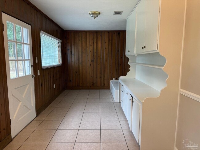 Photo - 5398 Park Ln