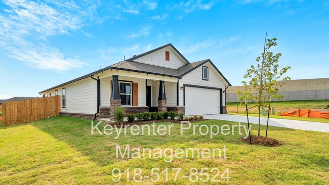 Building Photo - 3 Bed | 2 Bath in Owasso!