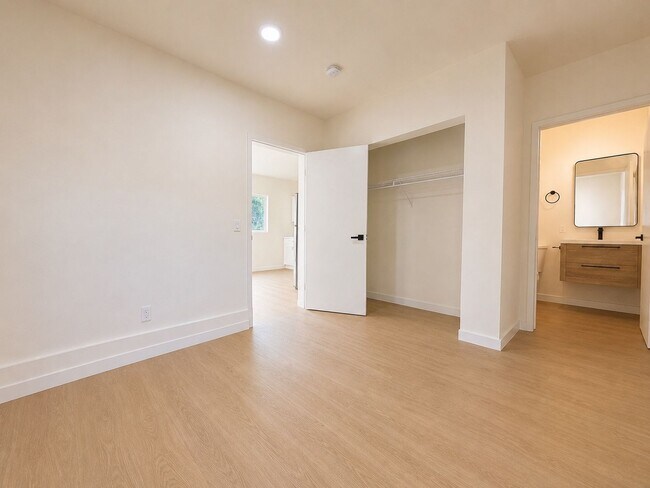 6819 N Figueroa St Unit 23