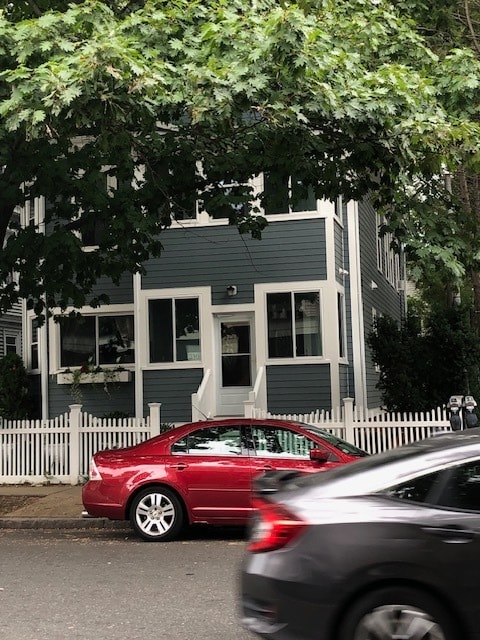 Building Photo - 390 Highland Ave Unit 2