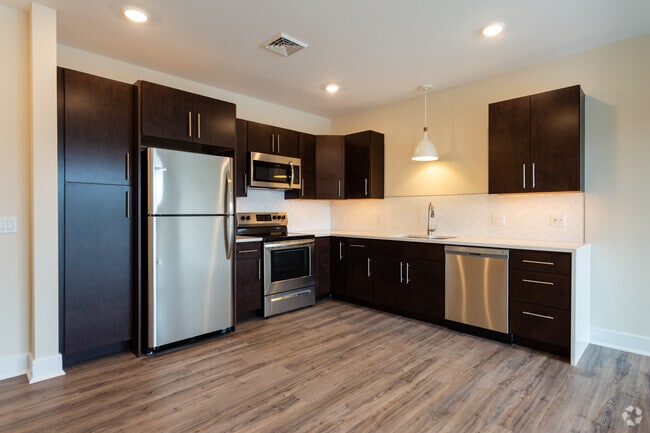 1BR, 1BA-750SF - Starbuck Island