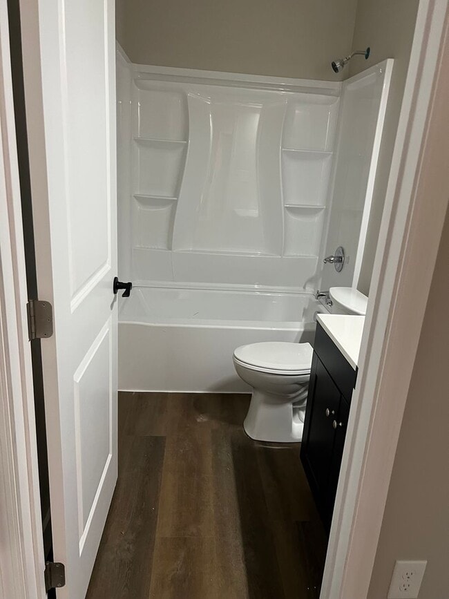 Photo - 2 Bedroom/2 Bath Newly Renovated Apartment for Lease Unit 302