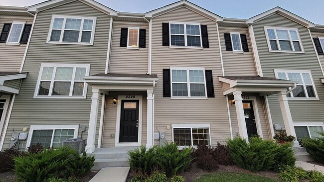 Photo - 2329 Upland Rd Condo