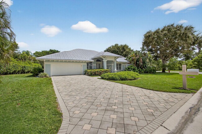 Photo - 8401 SE Ketch Ct