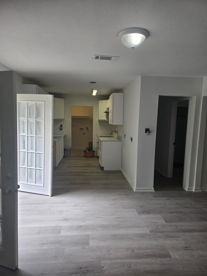 Photo - 5642 Ricky St