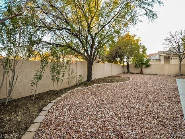 Photo - 401 Madison Taylor Pl