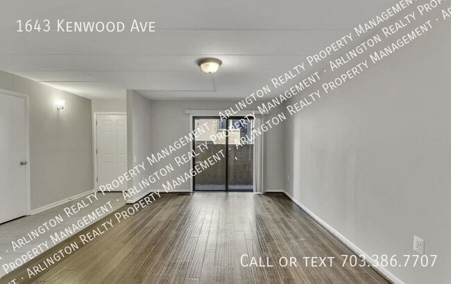 Photo - 1643 Kenwood Ave