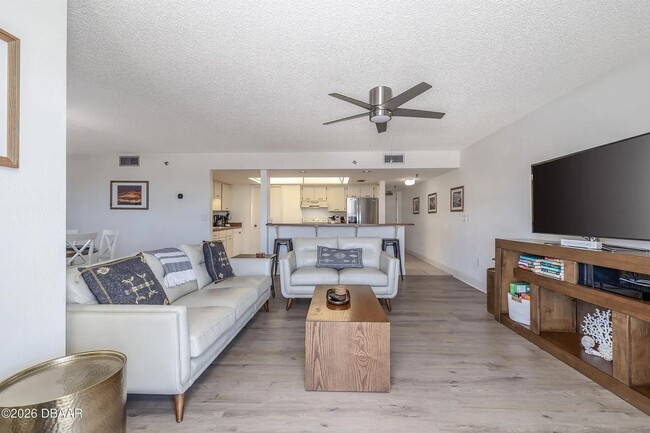 Photo - 2 Bedroom 2 Bathroom Oceanfront condo in Ormond Beach Unit C2