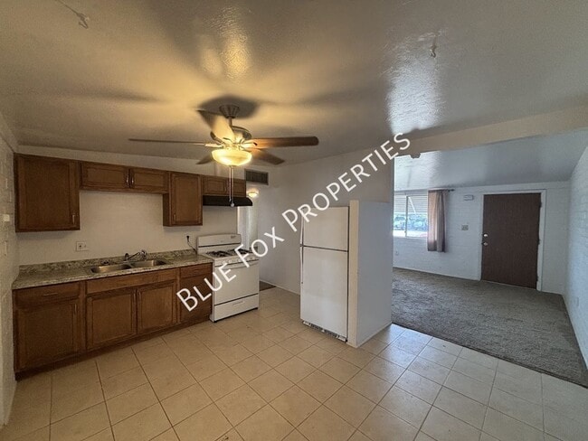 Photo - 1228 E Kentucky St