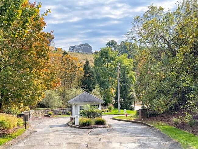 Photo - 203 Sonie Dr