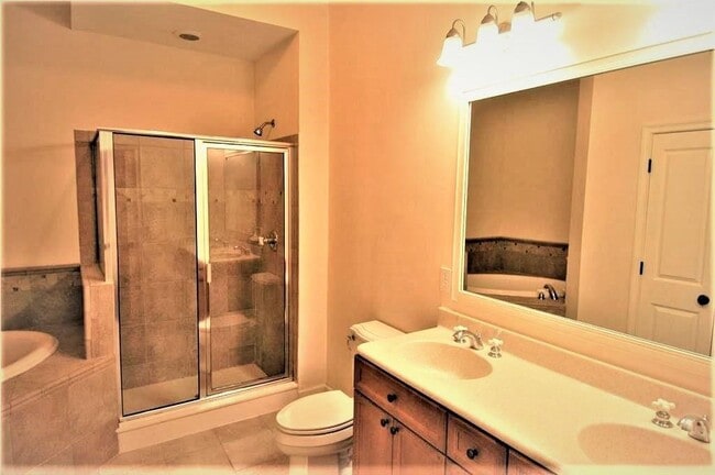Photo - 11 Perimeter Center E Unit 1103