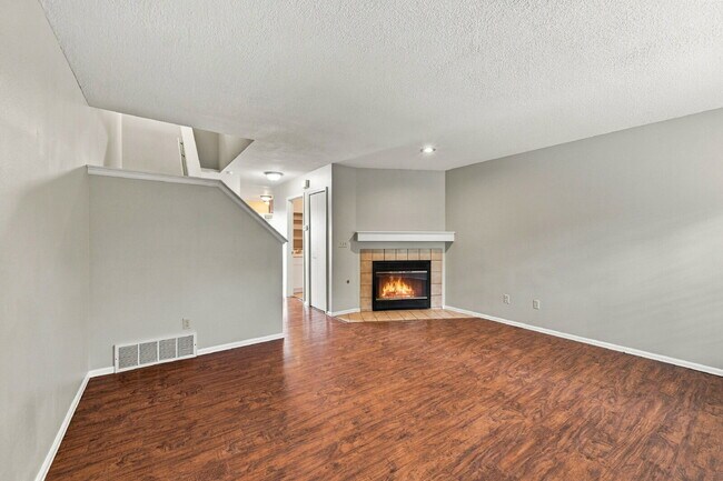 2027 Bristlecone Dr