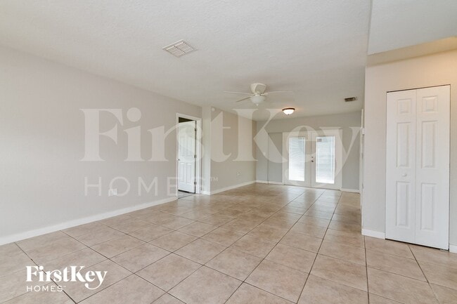 Photo - 3806 Southern Pkwy W