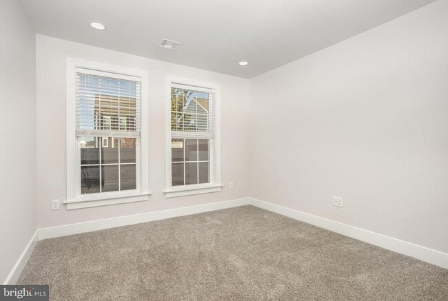 Photo - 3119 Herr St