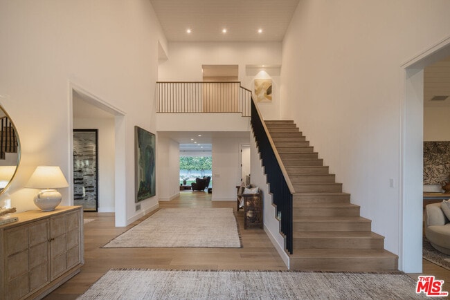 Photo - 550 Spoleto Dr