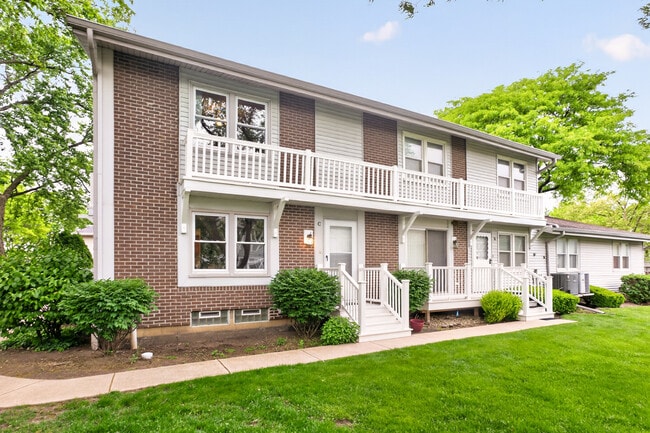 Photo - 212 Amherst Ct