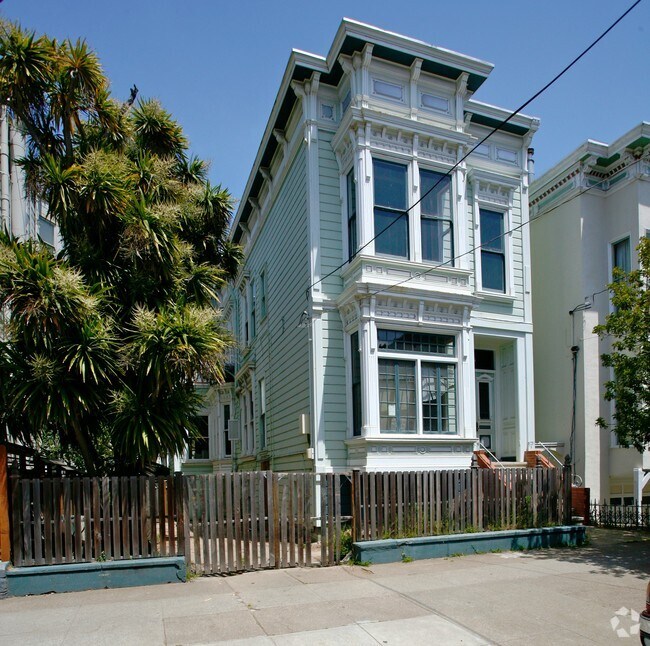 Photo - 1832 Page St