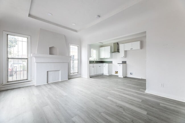 Photo - 138 W 82nd St