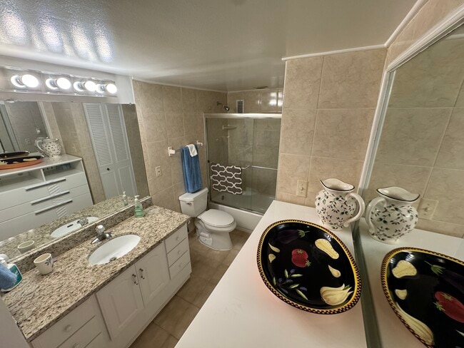 Bathroom - 1420 N St NW Unit #414 NW DC 20005 Rental