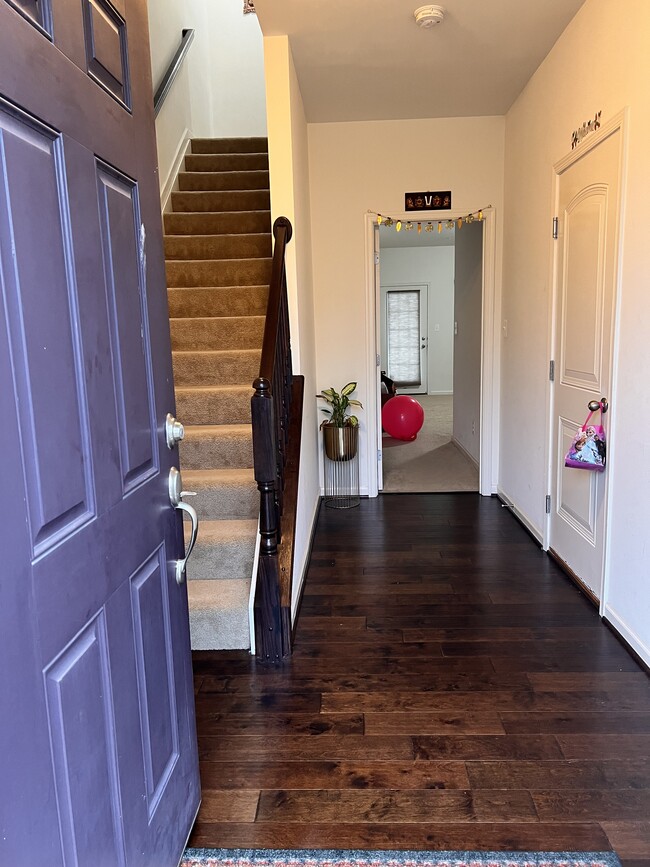 Photo - 7932 John Galt Wy