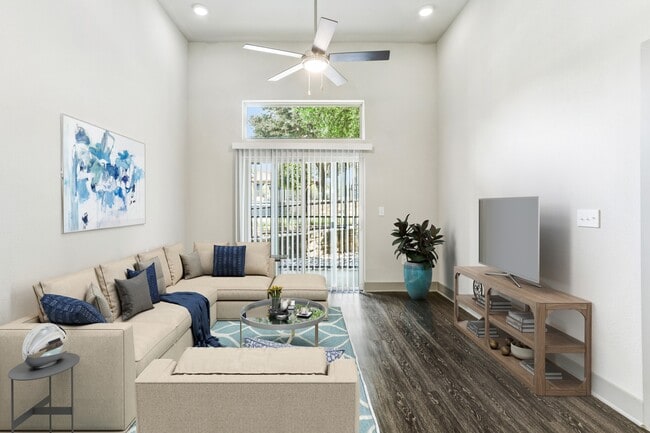 Photo - Lantower Legacy Lakes