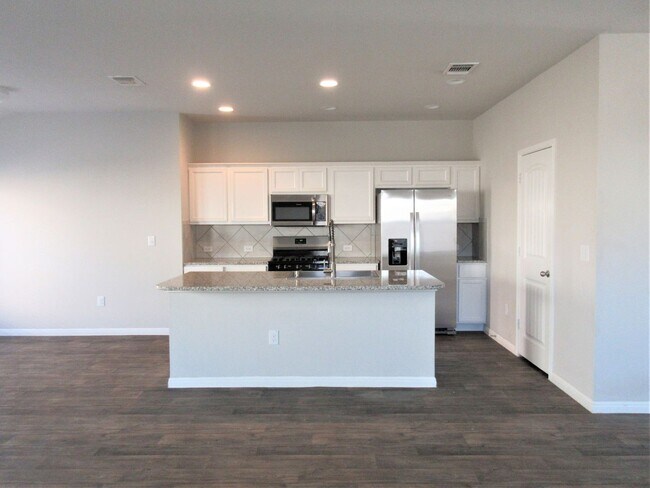 Photo - Home in Pioneer Crossing