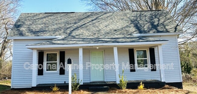 Building Photo - 613 Legrand St