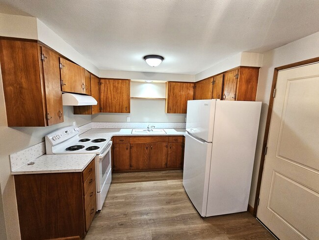 Photo - Renovated 2 Bedroom, 1 Bath Apt in Inner M... Unidad 3327