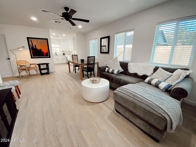 Photo - 2502 N 29th Pl