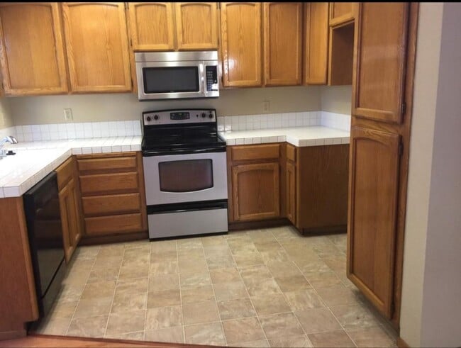 Photo - Pleasanton Shadow Cliffs, 3 Bed. 2.5 Bath, Near Top Schools!