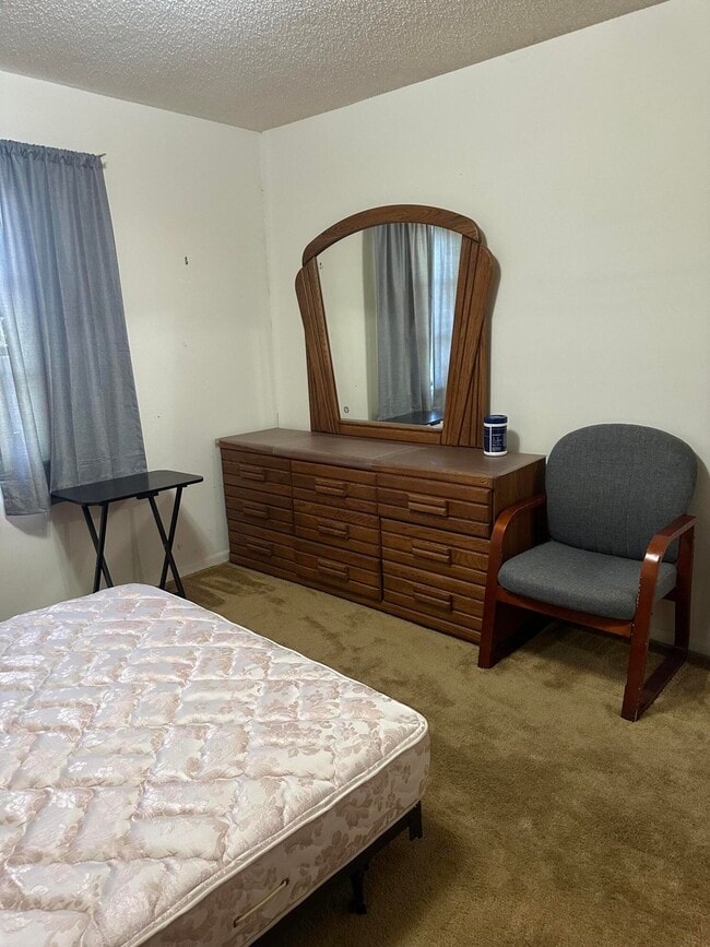 Building Photo - 9709 SW 57th St Rental