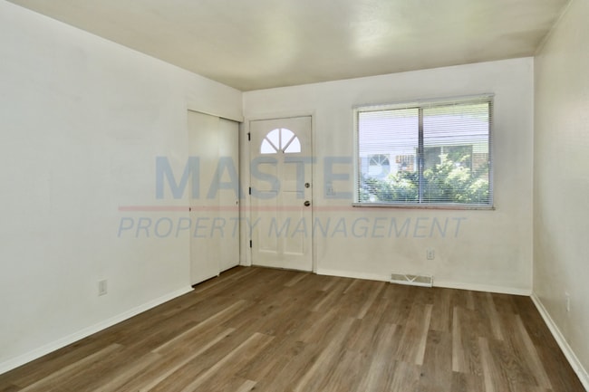5765 Steffens Ave Unit A